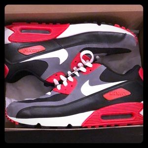 Air Max 90 Black Infrareds